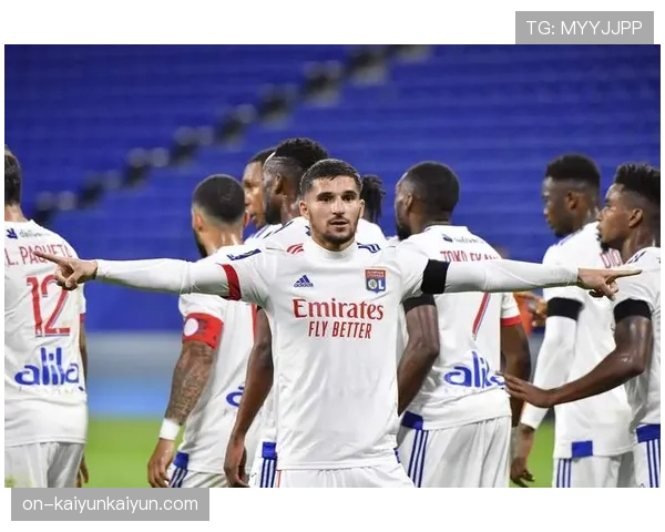 巴黎圣日耳曼主场迎战里昂，定位球攻防成关键胜负手